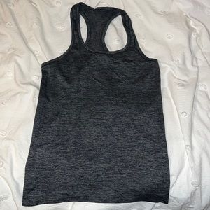 Lululemon Swiftly Tech Razorback